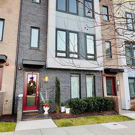 Luxury Townhome Alexandria Nsf, Uspto, Metro